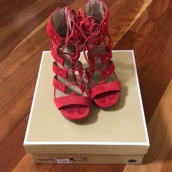 MICHAEL Michael Kors Sofia Platform suede lace ups - Picture 1 of 6
